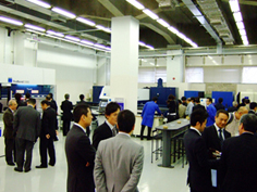 展示場見学会1