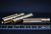 真鍮（C3604）材によるCNC旋盤加工、Φ14パイプ製品の加工事例になります。