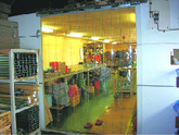 清潔で快適な作業環境を実現するユニフローPVCスリットカーテン固定式　タイ　サムットプラーカーン