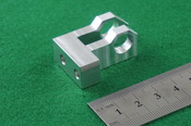 小型のアルミ部品　材質A5052（a5052）　産業用ロボットのアルミ精密部品