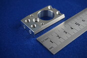 斜め穴　ピン圧入　産業用ロボットのアルミ精密部品　材質A5083（a5083）