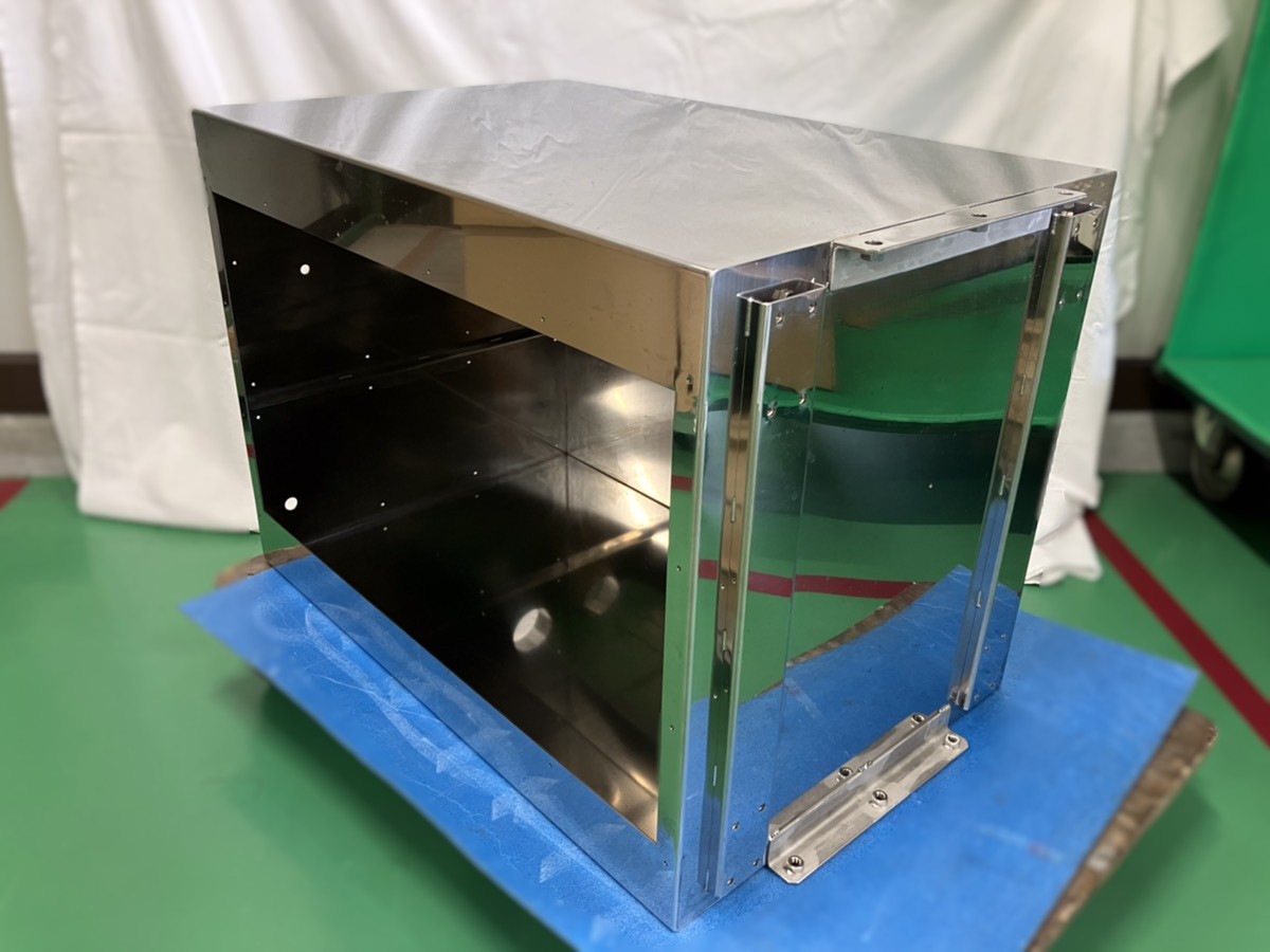 【SUS製筐体•気密検査•バフ仕上げ】