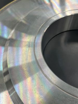 超砥粒ホイールの圧倒的ツルーイング量の削減　砥石とフランジの同心取り付けシステム（特許申請中）ツルーイング量の圧倒的削減