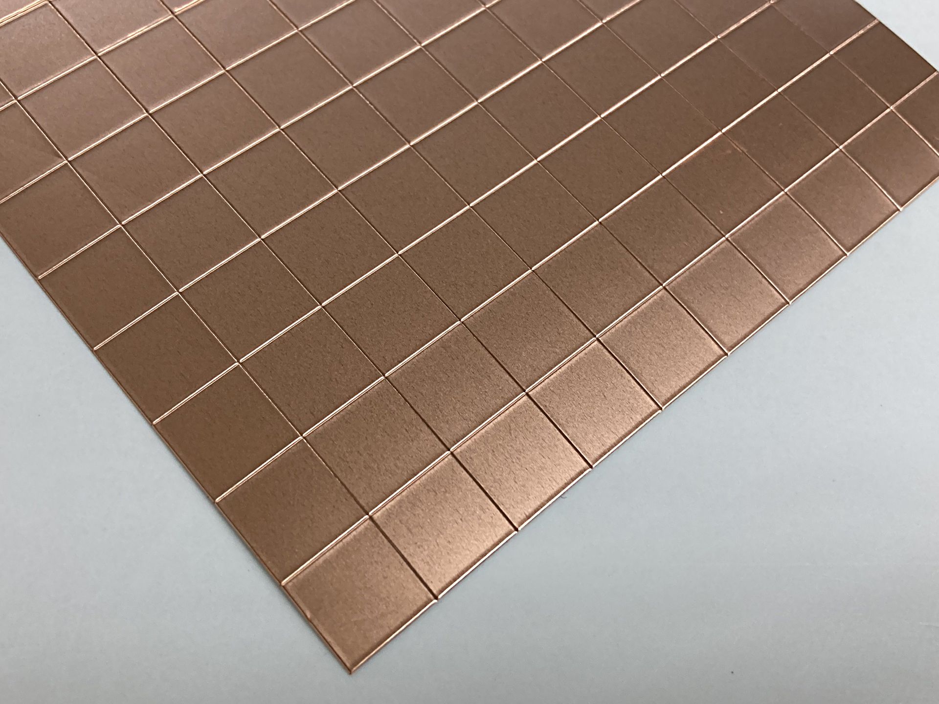 金属箔の精密プレス加工｜薄物加工に対応  
