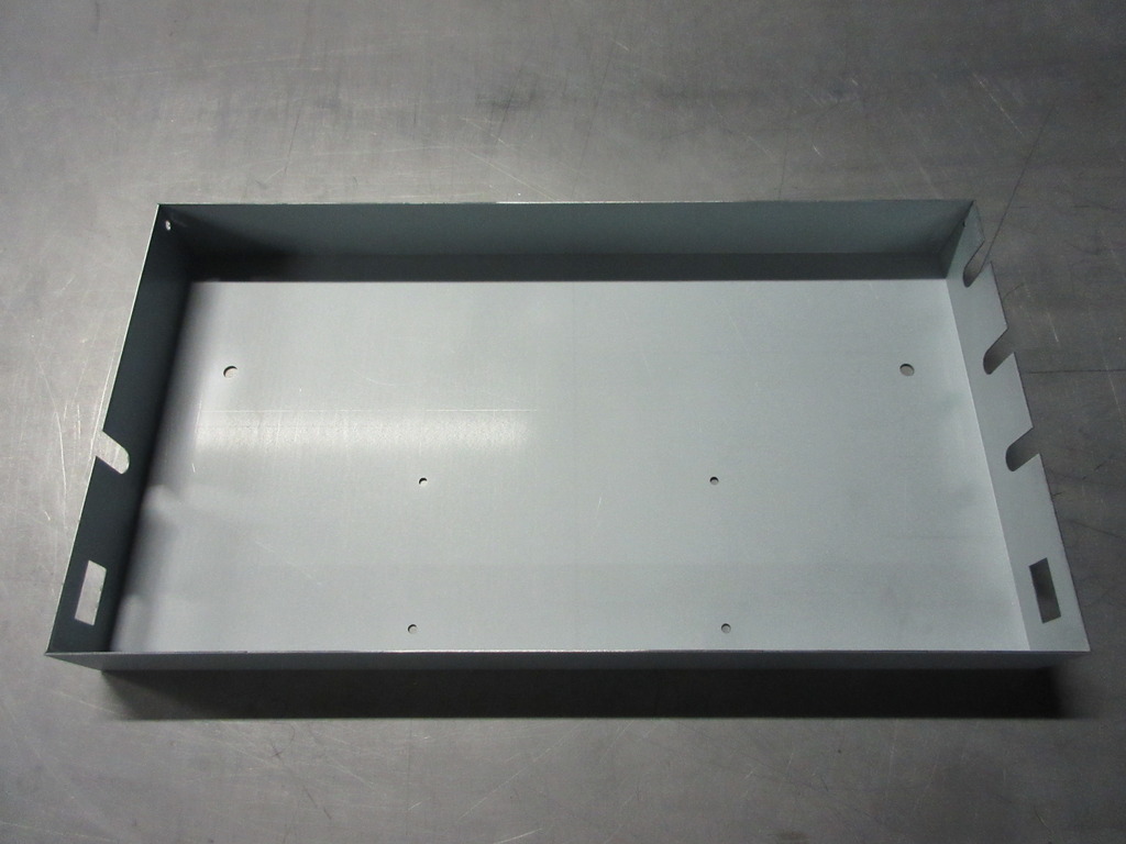 箱曲げ アルミ 鋼鉄の薄板曲げ加工 制御基盤等を収めるボックスに 試作対応可 株式会社 三和製作所