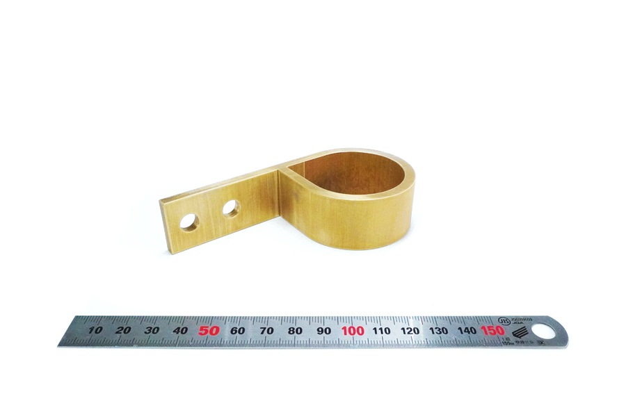 治具用部品 / 材質：真鍮 / 加工方法：ワイヤーカット放電加工