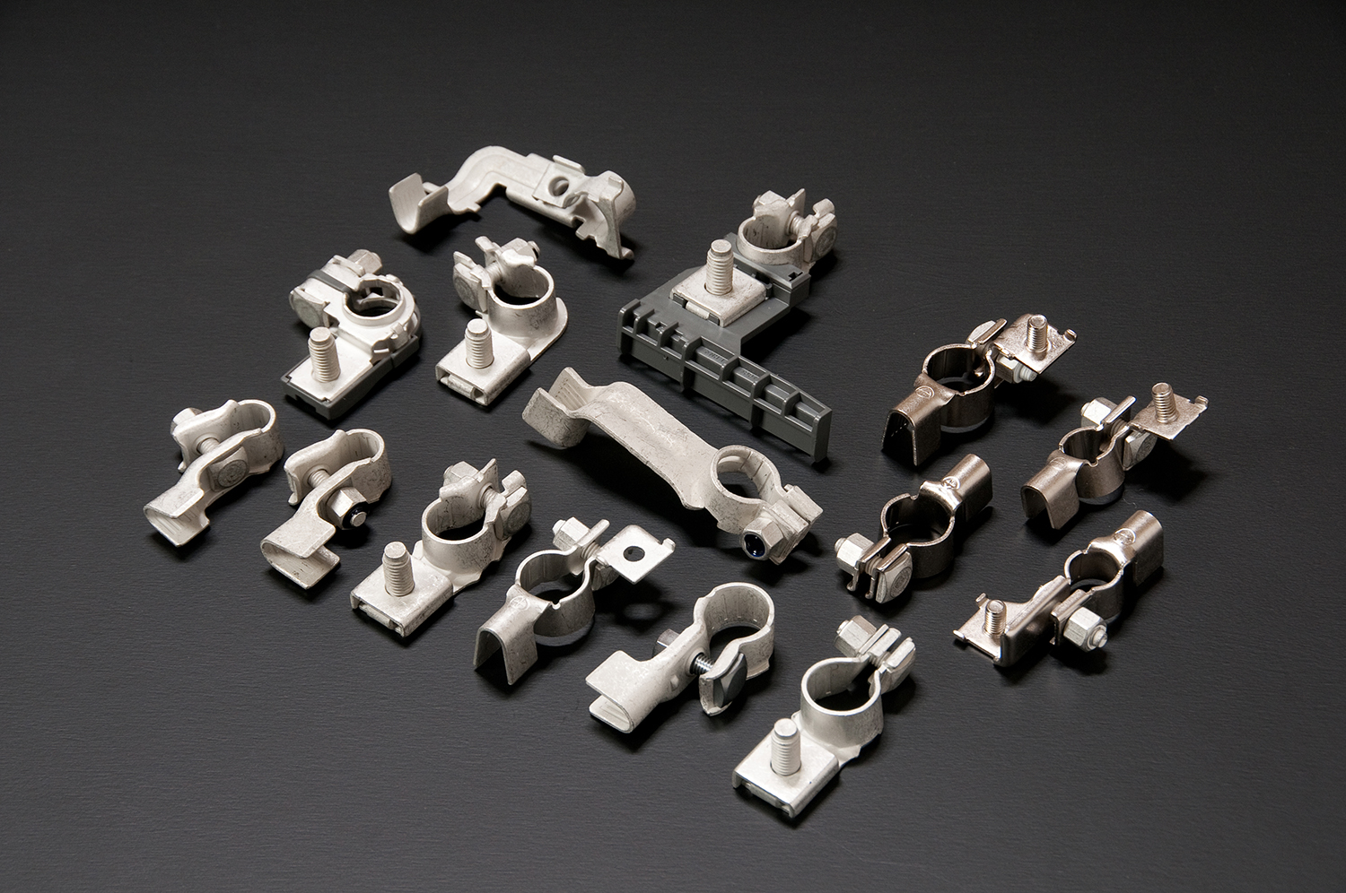 バッテリーターミナル バッテリー端子 タイ プレス チョンブリ Morita Seisakusho Thailand Co Ltd バッテリーターミナル バッテリー端子 タイ プレス チョンブリ Morita Seisakusho Thailand Co Ltd