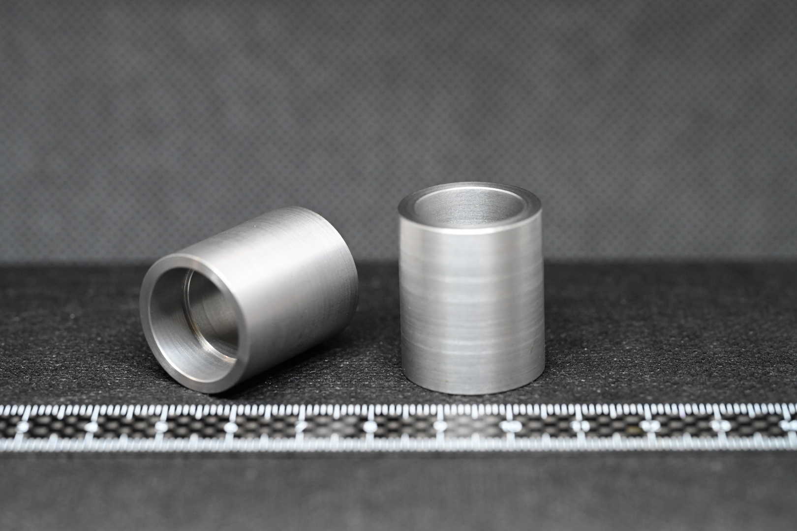 SGD3（SS400）材によるΦ24・パイプ製品になります。