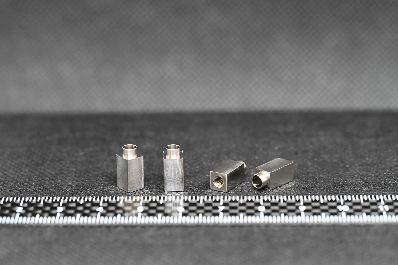 SUS304材によるナットになります。