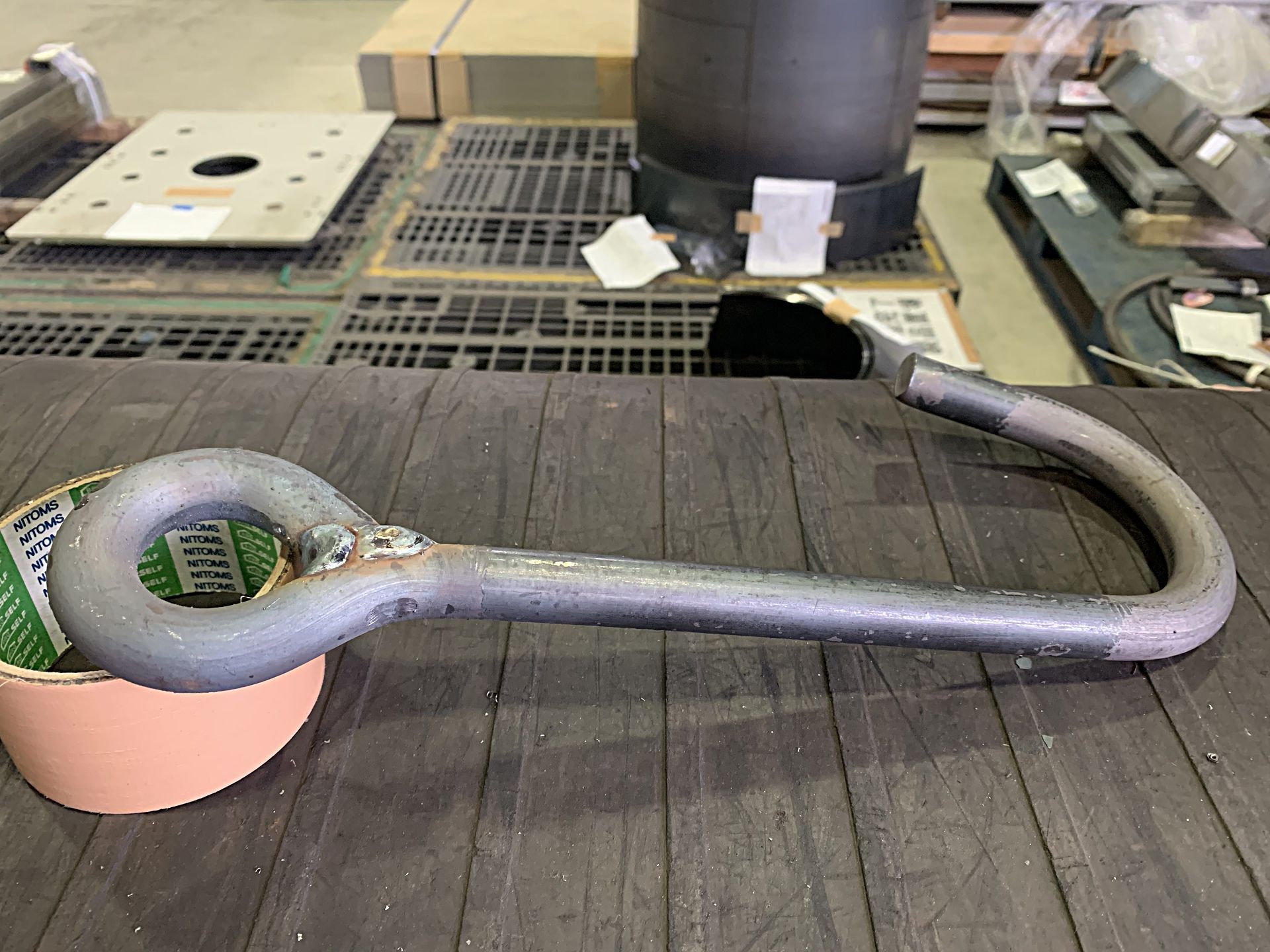 鉄 丸棒曲げ 吊り金具 ベンダー曲げしました 大三鋼機 株式会社 鉄 丸棒曲げ 吊り金具 ベンダー曲げしました 大三鋼機 株式会社